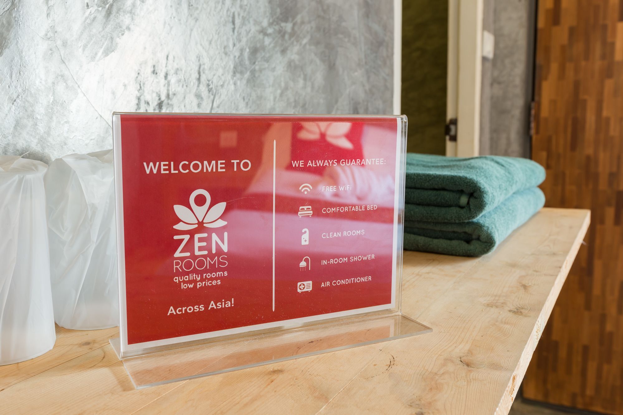 Zen Rooms Roundabout Karon Beach Phuket Esterno foto